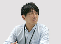 横山 真也 氏
